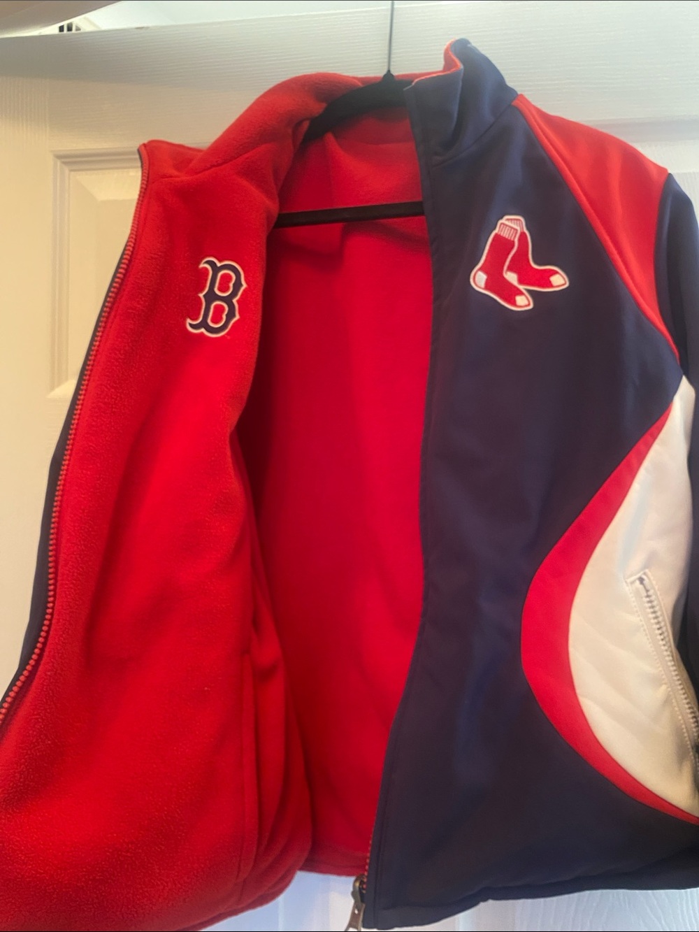 Officially Licensed Boston Red Sox Jacket - REVERSIBLE Medium - Picture 2 of 6